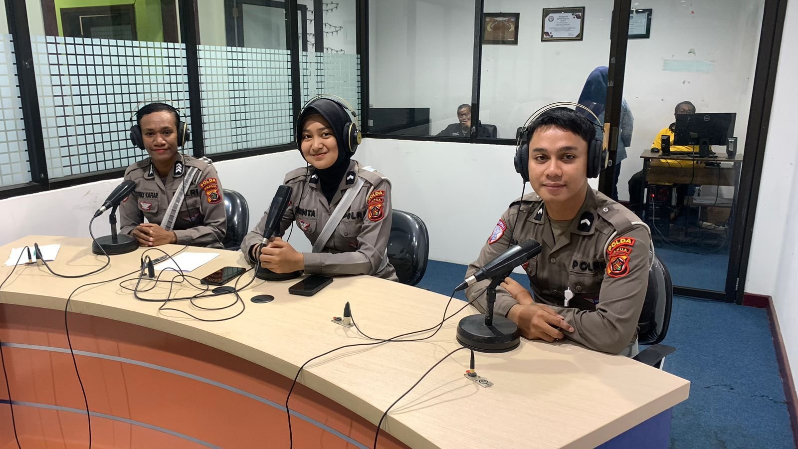 Ditlantas Polda Papua dan RRI Pro 1 Bersinergi Hadirkan Informasi Lalu Lintas Real Time