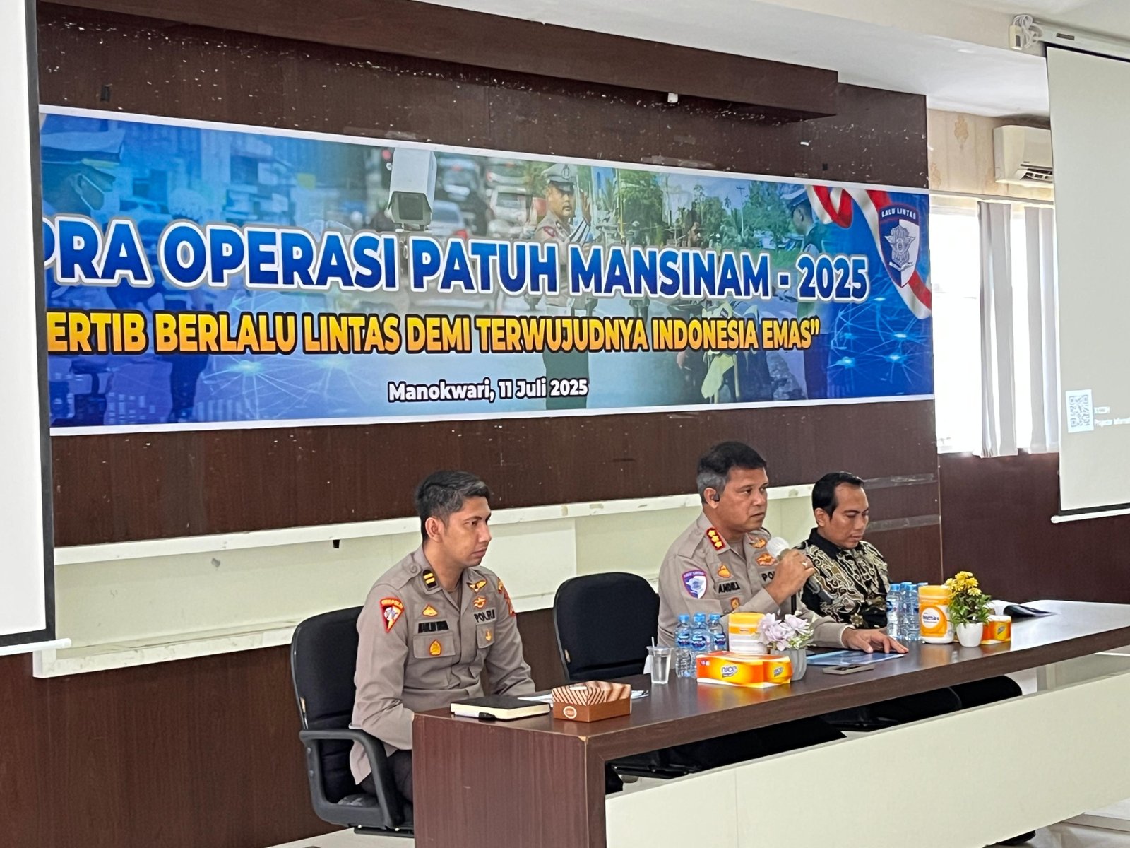 Polda Papua Barat Gelar Latpraops Patuh Mansinam 2025, Siapkan Personel Hadapi Operasi Lalu Lintas