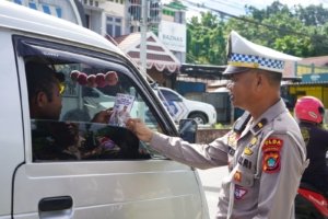 Operasi Patuh Mansinam 2025 Satgas Preemtif Laksanakan Pengaturan, Sosialisasi, dan Pemeriksaan Kesehatan Bagi Pengguna Jalan