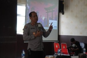 Polda Papua Barat Laksanakan Zoom Sosialisasi Persiapan E-Monev KIP 2025 kepada PPID Satker dan Satwil