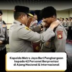 Kapolda Metro Jaya Beri Penghargaan ke 42 Personel Berprestasi di Ajang Nasional & Internasional