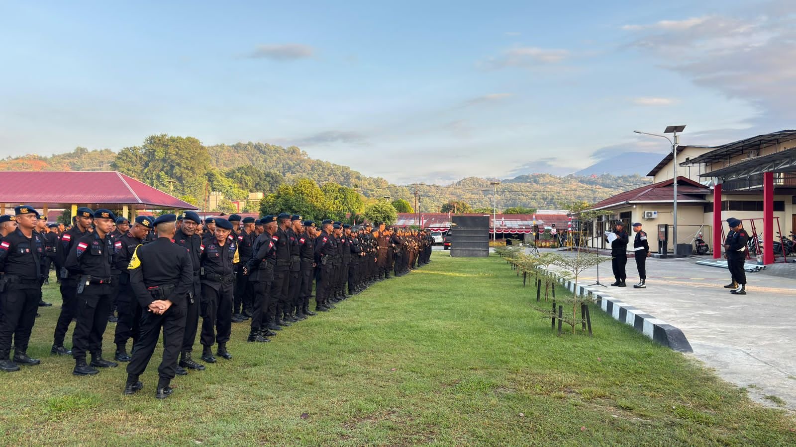 Satbrimob Polda Papua Laksanakan Apel Kesiapan PAM PSU Pilgub Papua