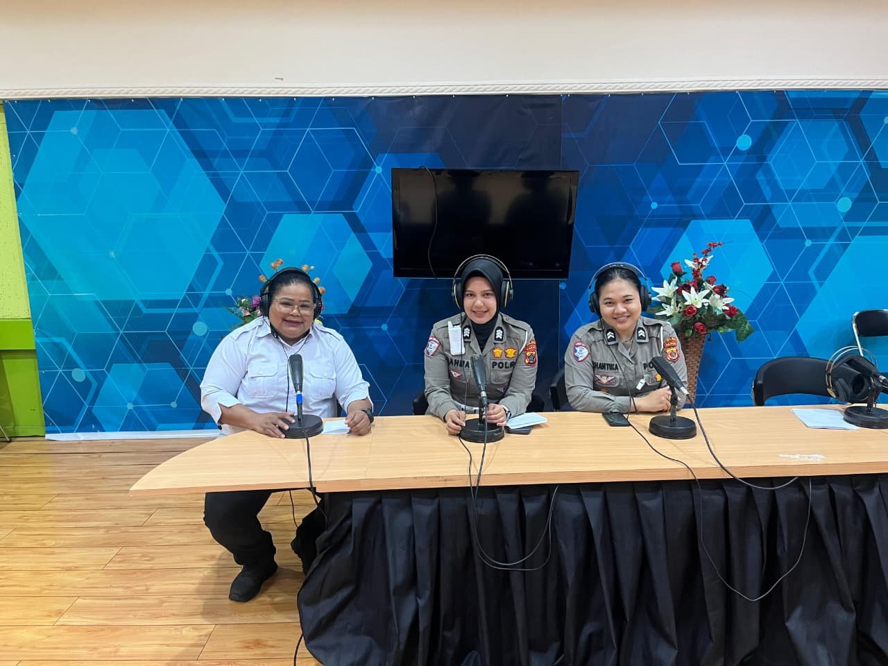 Patroli Udara Ditlantas Polda Papua Bersama RRI Pro 1 Kota Jayapura