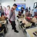 Kapolri Singgung Wujudkan Generasi Emas Usai Tinjau SMP Kemala Bhayangkari Karanganyar