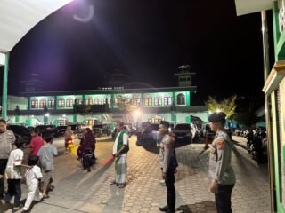 Hadir di Tengah Masyarakat, Polresta Manokwari Amankan Ibadah Tarawih Selama Ramadhan 1447 Hijriah/ 2026 Masehi