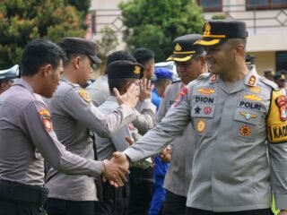 Kapolres Jayapura Pimpin Apel Pagi, Pererat Silaturahmi Lewat Halal Bihalal