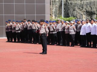 Wakapolda Papua Tekankan Disiplin dan Peningkatan Kinerja Saat Apel Pagi Personel Polda Papua